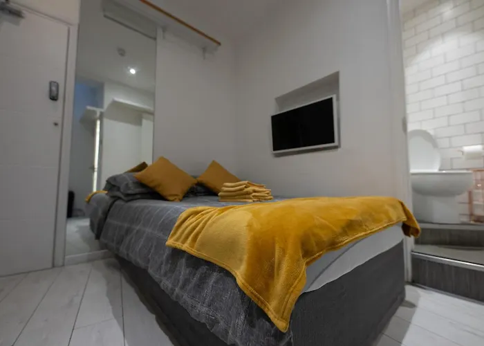 Central Brighton Modern One Bed Apartments