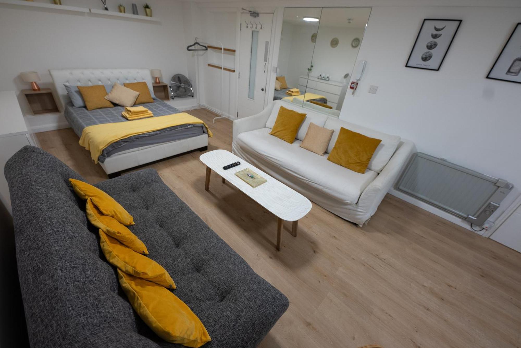 Modern One Bed *