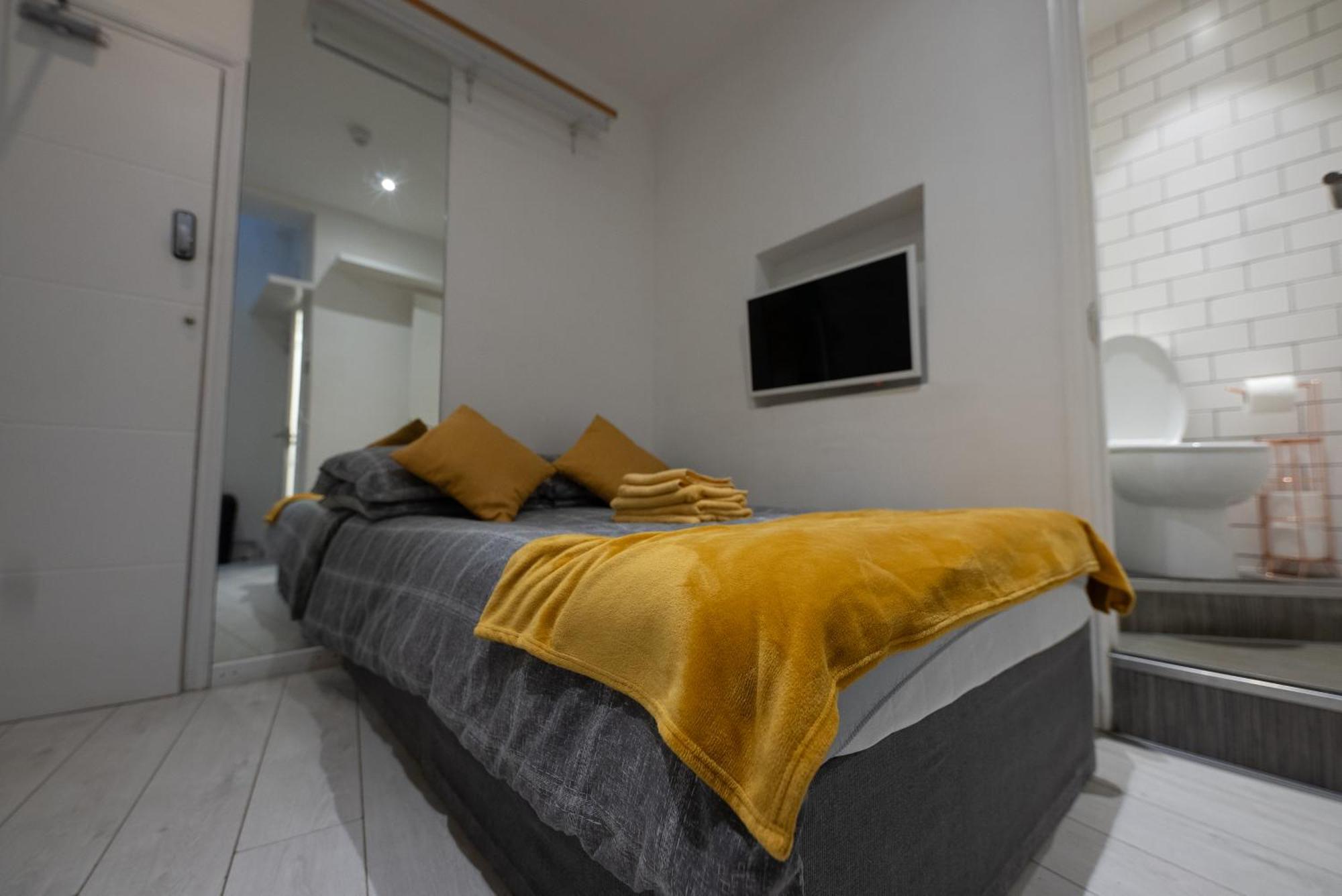 Modern One Bed Apartment