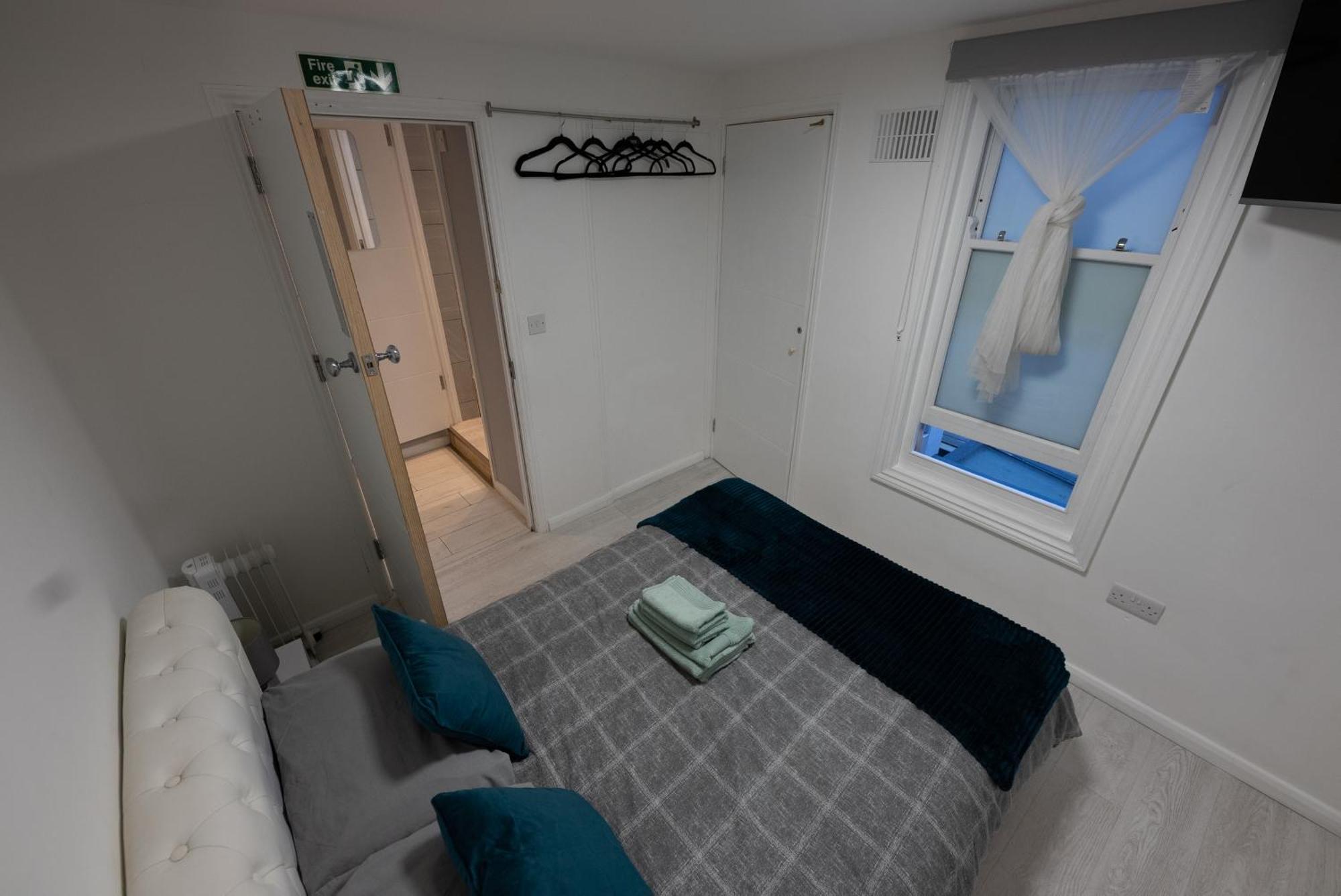 Modern One Bed Apartment