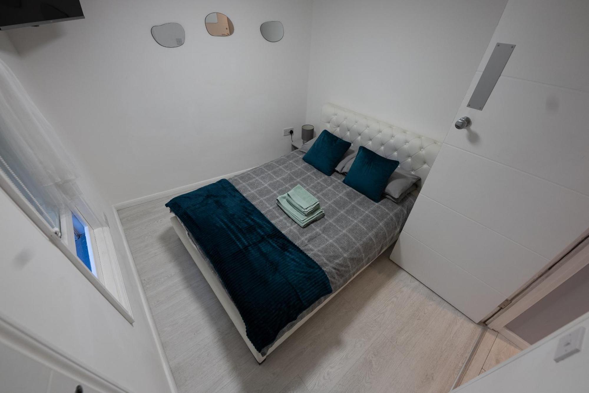 Modern One Bed * Brighton