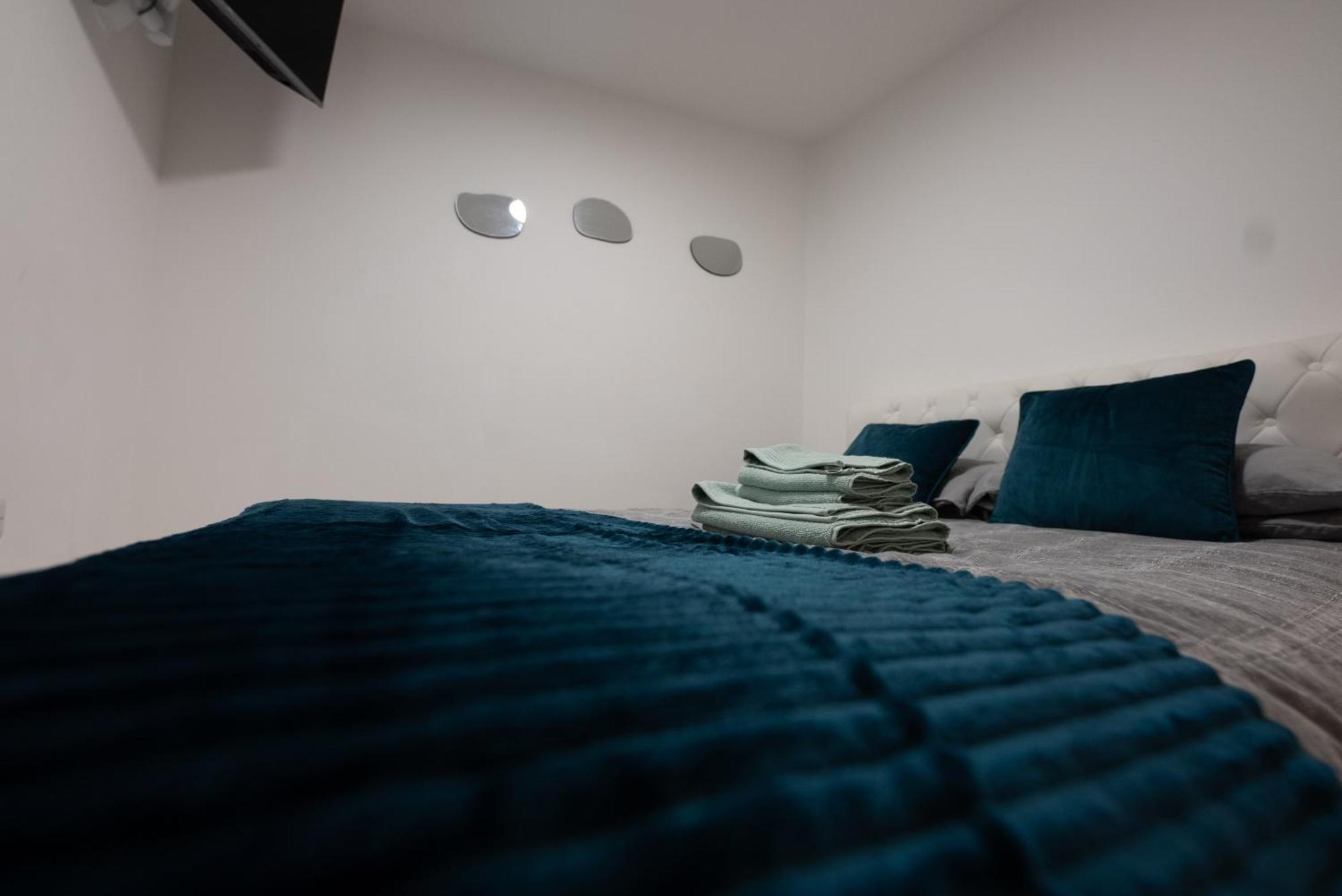 Modern One Bed Apartment